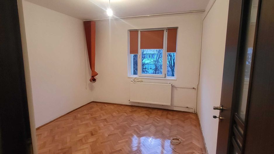 Titan, Intrarea Bădeni nr. 3 | 56 mp utili | Etaj 4/4 | Balcon generos - Poză 1