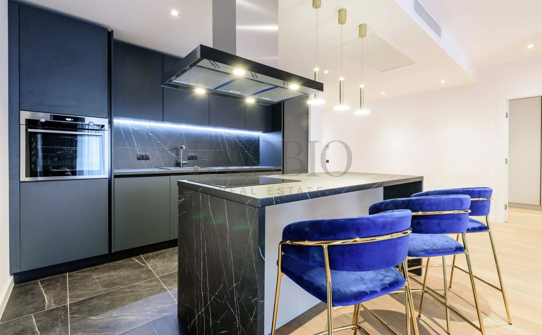 Apartament 4 Camere | One Herastrau Towers | Loc de Parcare - Poză 4