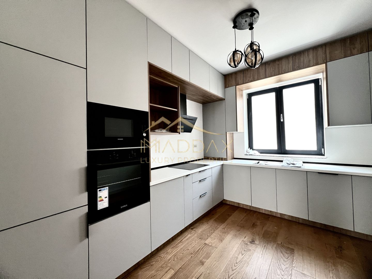 Apartament 3 Camere | De Inchiriat | Aviatiei | 2 bai - Poză 1