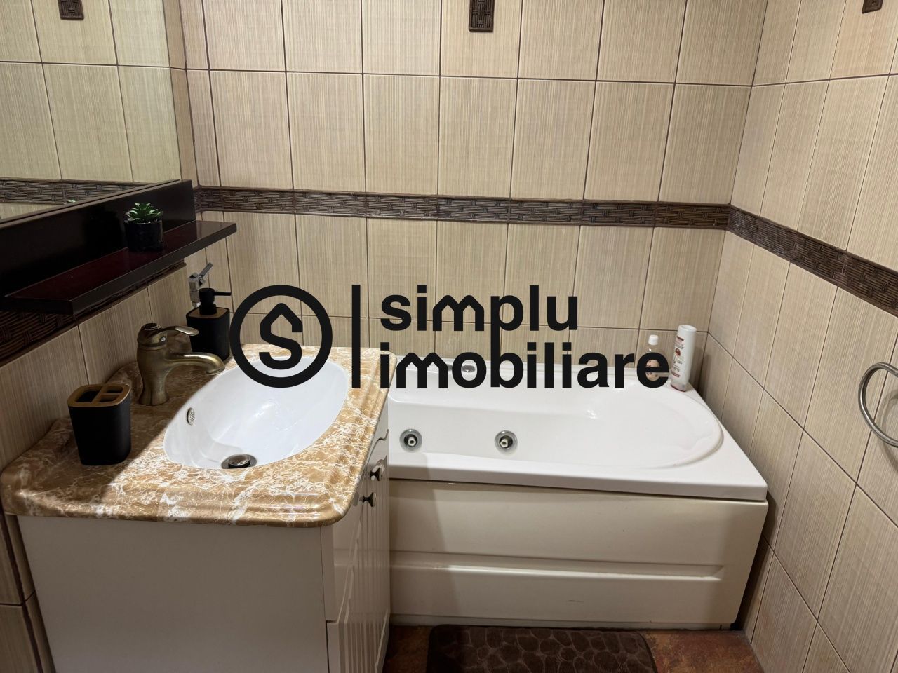 2 camere, Calea Bucuresti, M-uri - 177 000 Euro - Poză 6