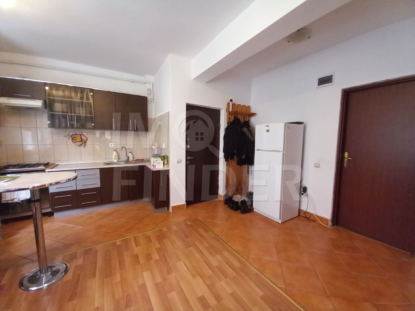 Apartament Decomandat 2 camere  Buna Ziua - Poză 2