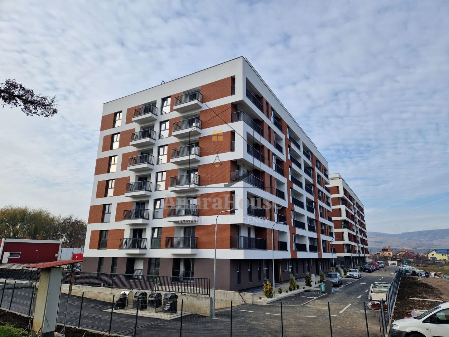 Apartament 2 camere mobilat zona Unitati Militare Floresti - Poză 8