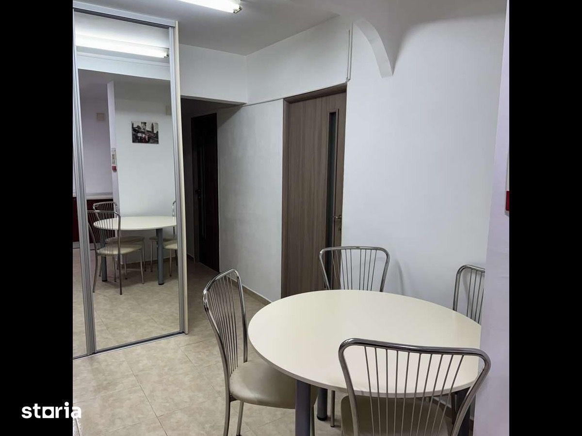 Închiriere Apartament cu 3 camere, parter, parcare, pet friendly, 8 min metrou - Poză 4