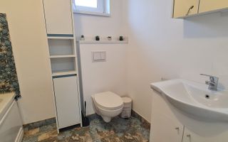 Casa mobilata si utilata in Cartier Izvor Tarlungeni Brasov - Poză 7