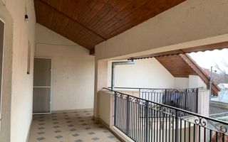 Duplex premium în vatra veche a localității Moșnița Veche - Poză 18