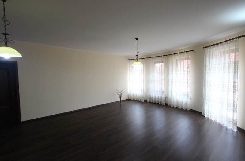 Casă / Vilă cu 6 camere de vânzare în zona Mehala - Poză 15