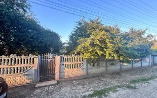 Casă de vânzare în Scoposeni, com. Gorban – 2700 mp teren, 3 construcții, livadă de nuci - Poză 5