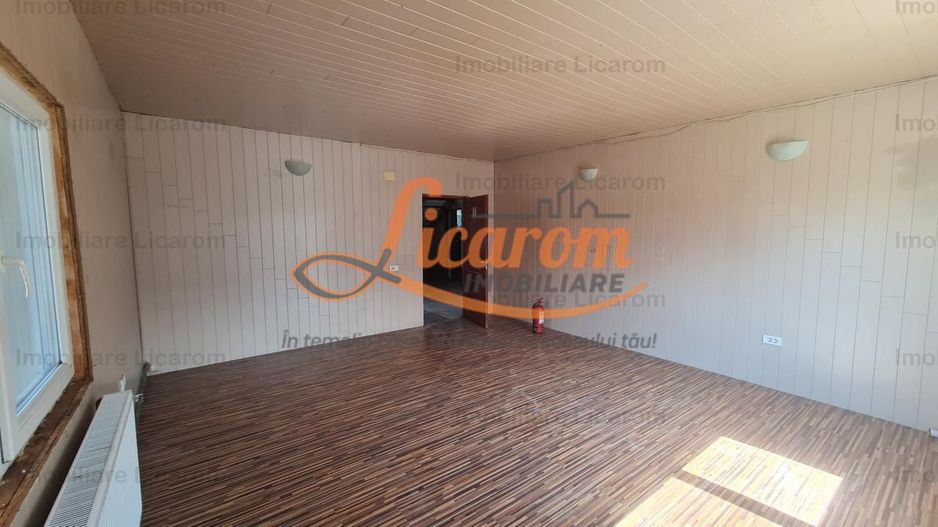 Proprietate in Cristian cu trei constructii+o fundatie,450000euro - Poză 22