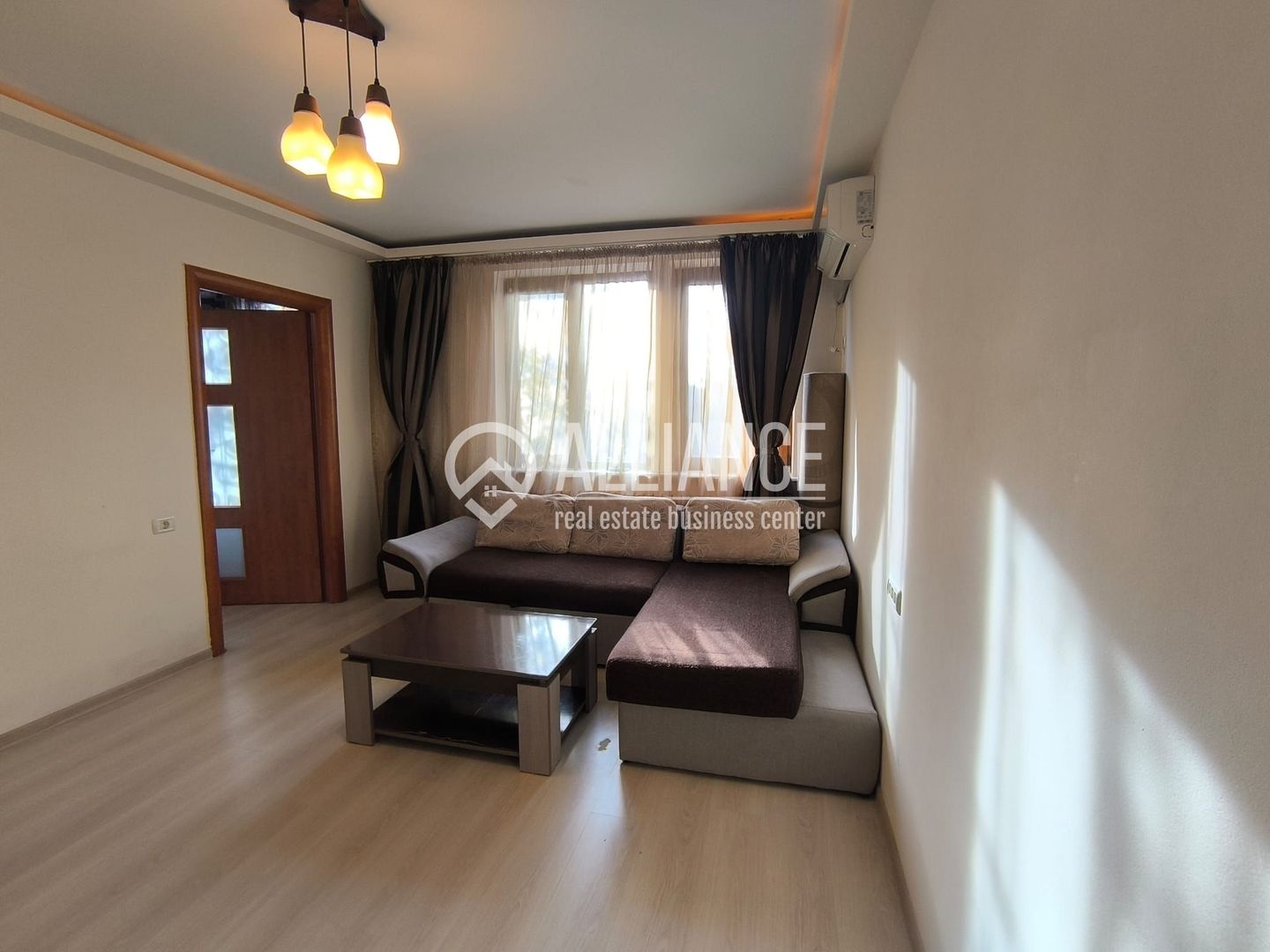 CENTRU COLONADELOR(cod03) - 2 Camere luminoase ! - Poză 4