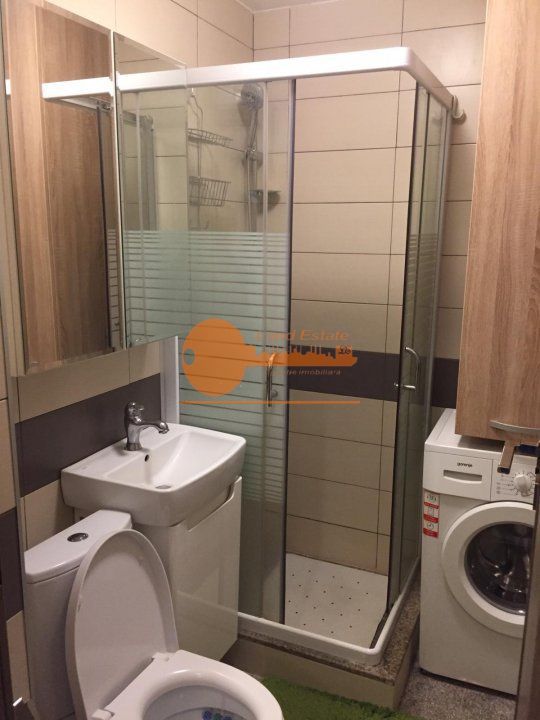 Apartament cu 2 camere la un minut distanta de metrou Râul Doamnei - Poză 9