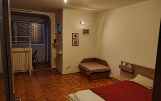 VANZARE GARSONIERA I SPATIOASA I MOBILATA I UTILATA I DRUMUL TABEREI - Poză 2