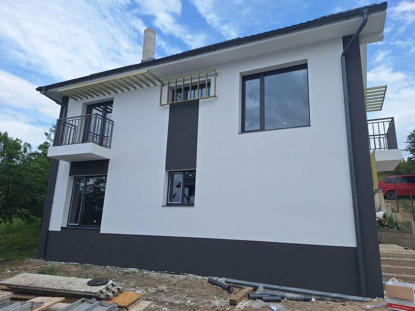 Casa individuala semifinisata in Sanicoara - Poză 2