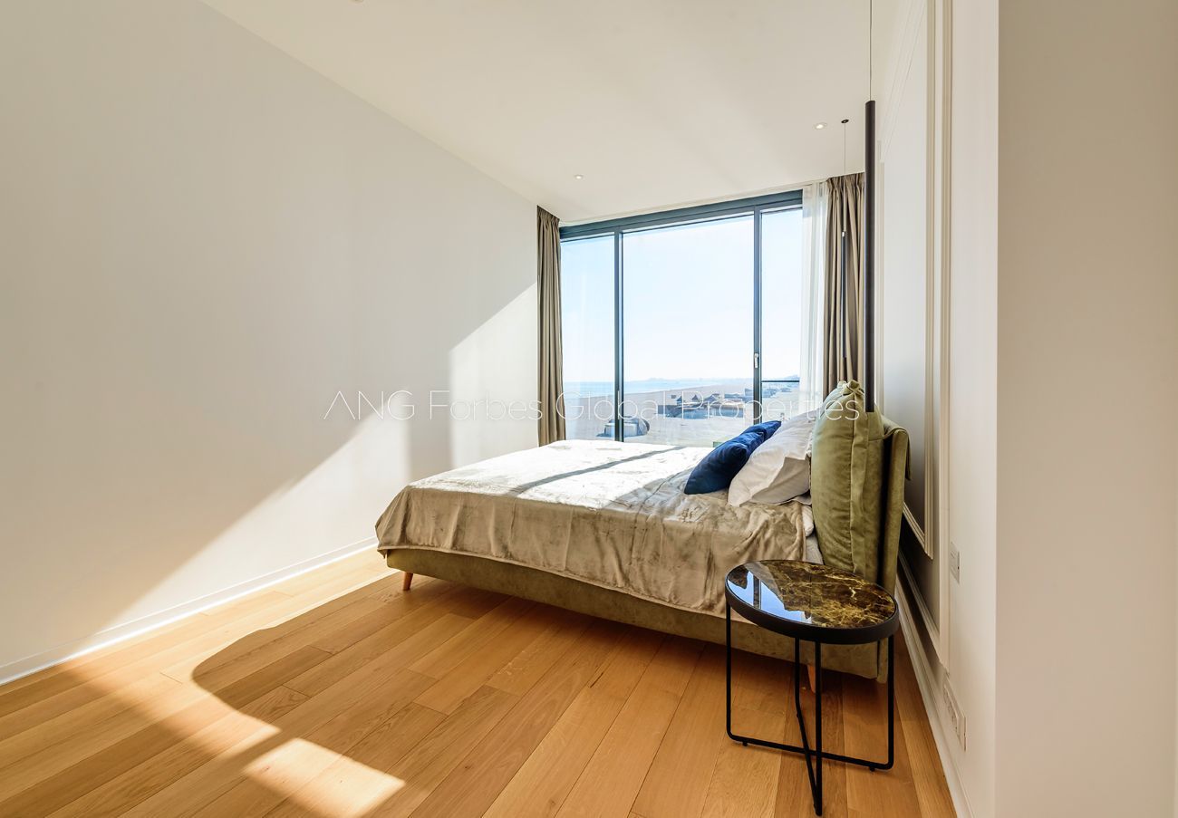 Apartamentul de la Malul Mării – Eleganță Contemporană în Inima Stațiunii - Poză 23