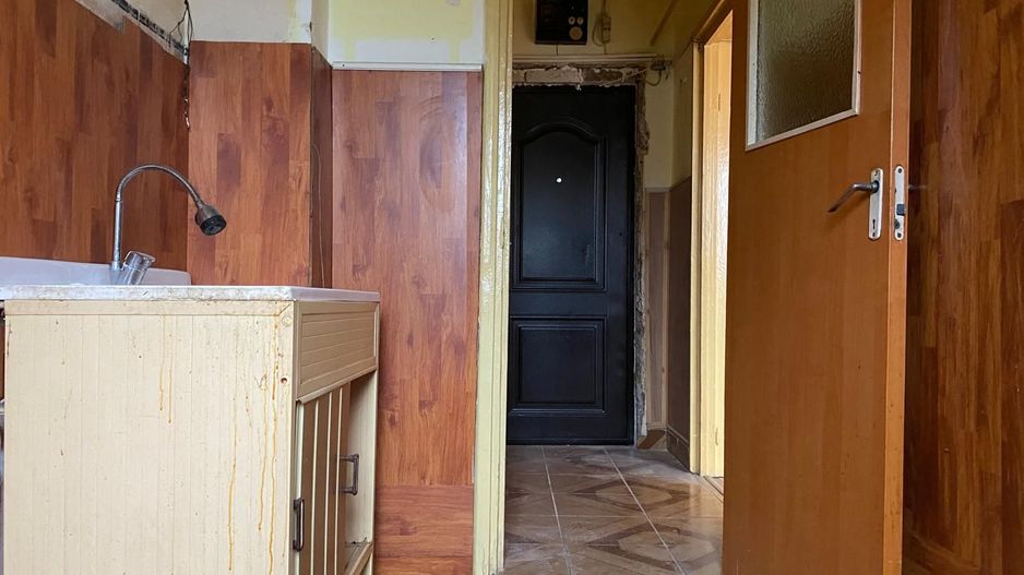 Vanzare apartament cu 3 camere în Micro 6  zonă căutată din Târgoviste - Poză 10