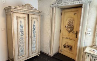 Casă în centrul Cisnădioarei – 4 dormitoare, 3 băi, Garaj, Atelier,Pivniță - Poză 17