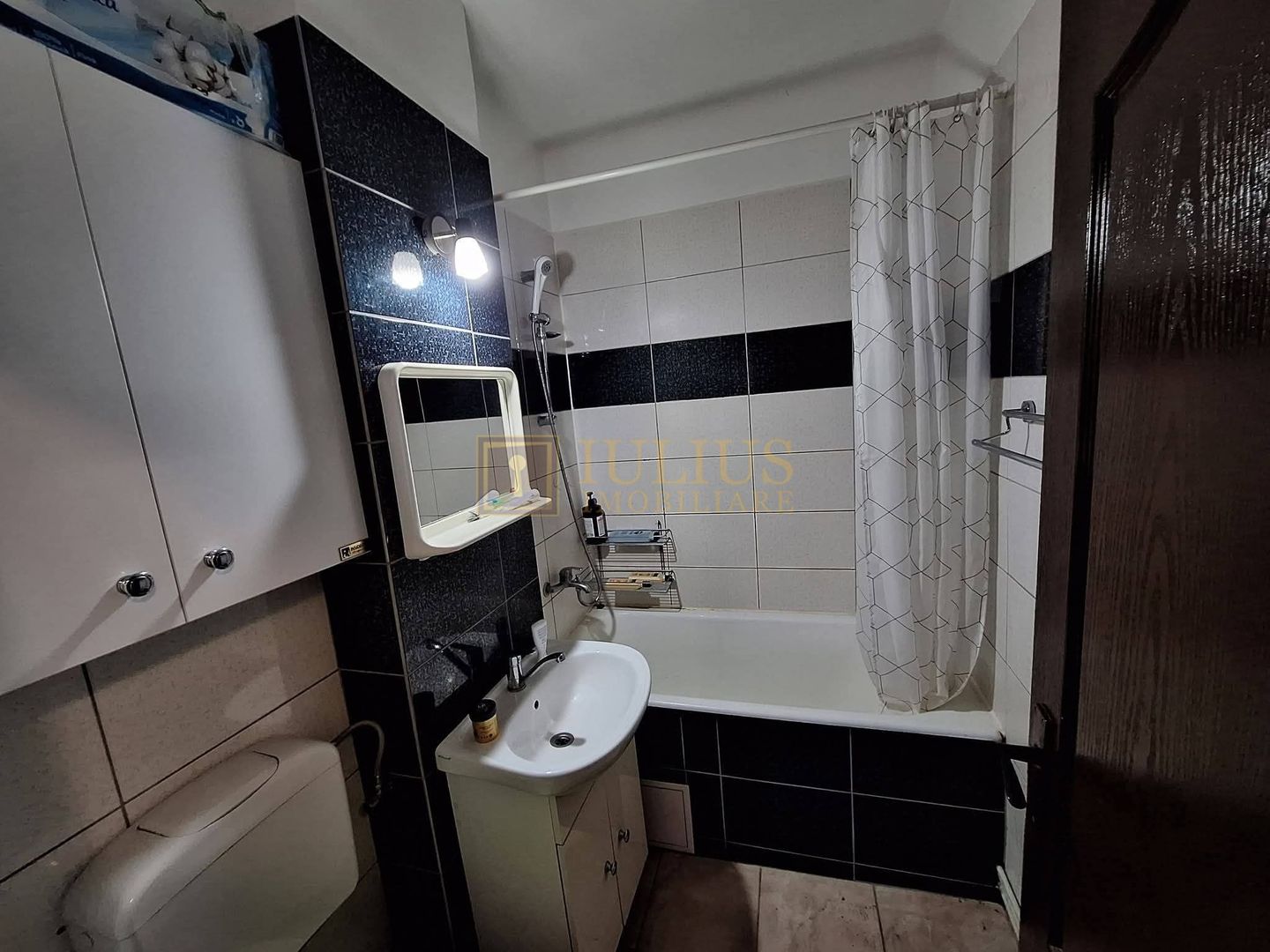 2 camere decomandat cu balcon inchis| Bogdanestilor| centrala proprie| AC - Poză 5