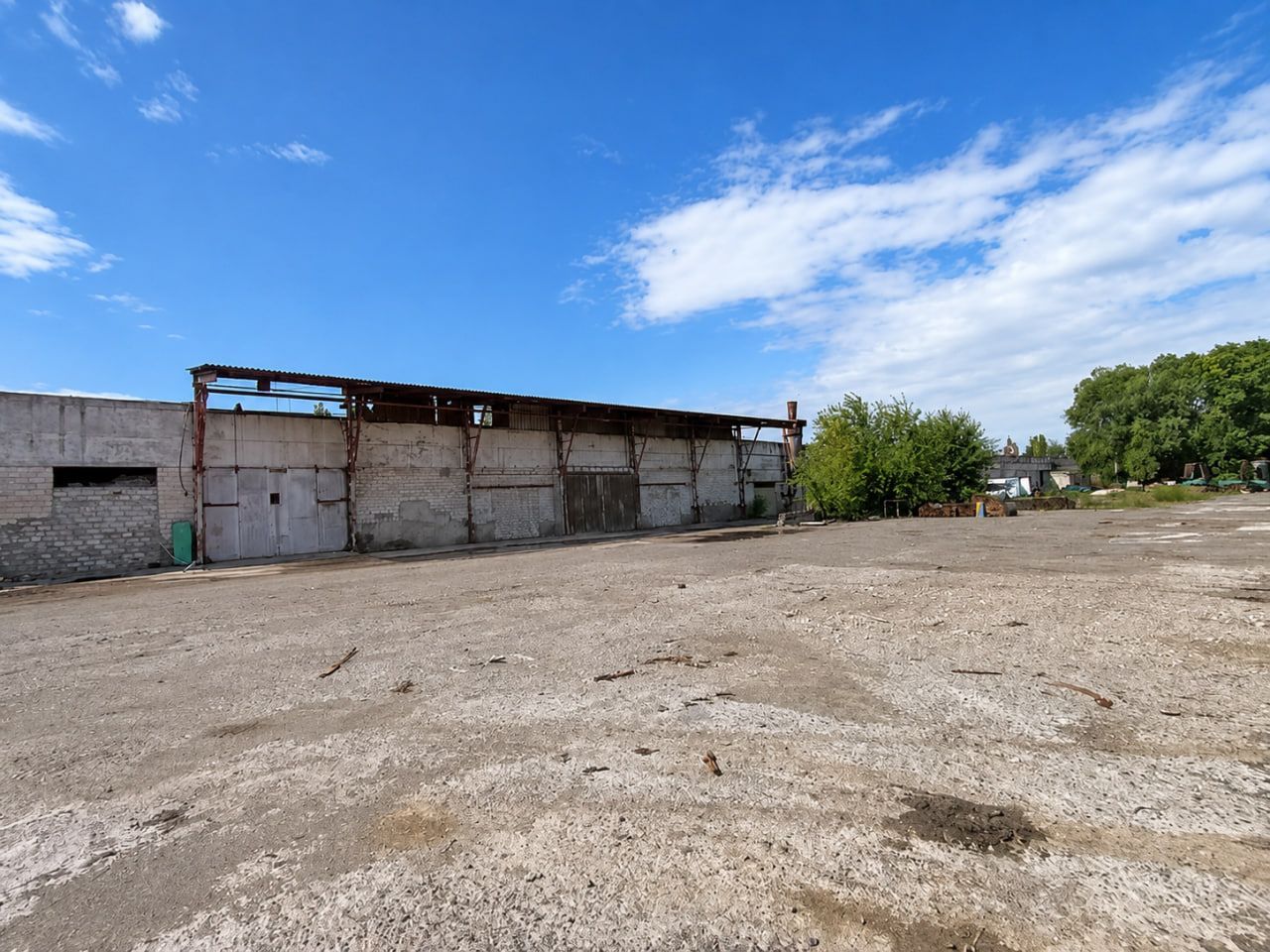 Oportunitate Rară de Investiție Industrială – 3,97 ha Teren + 14.673 m² Construcții în Zona Sîngera, Chișinău - Poză 2