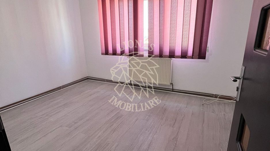 Apartament 3 camere 67 mp-balcon-etaj 3-Zona Andrei Muresanu - Poză 4