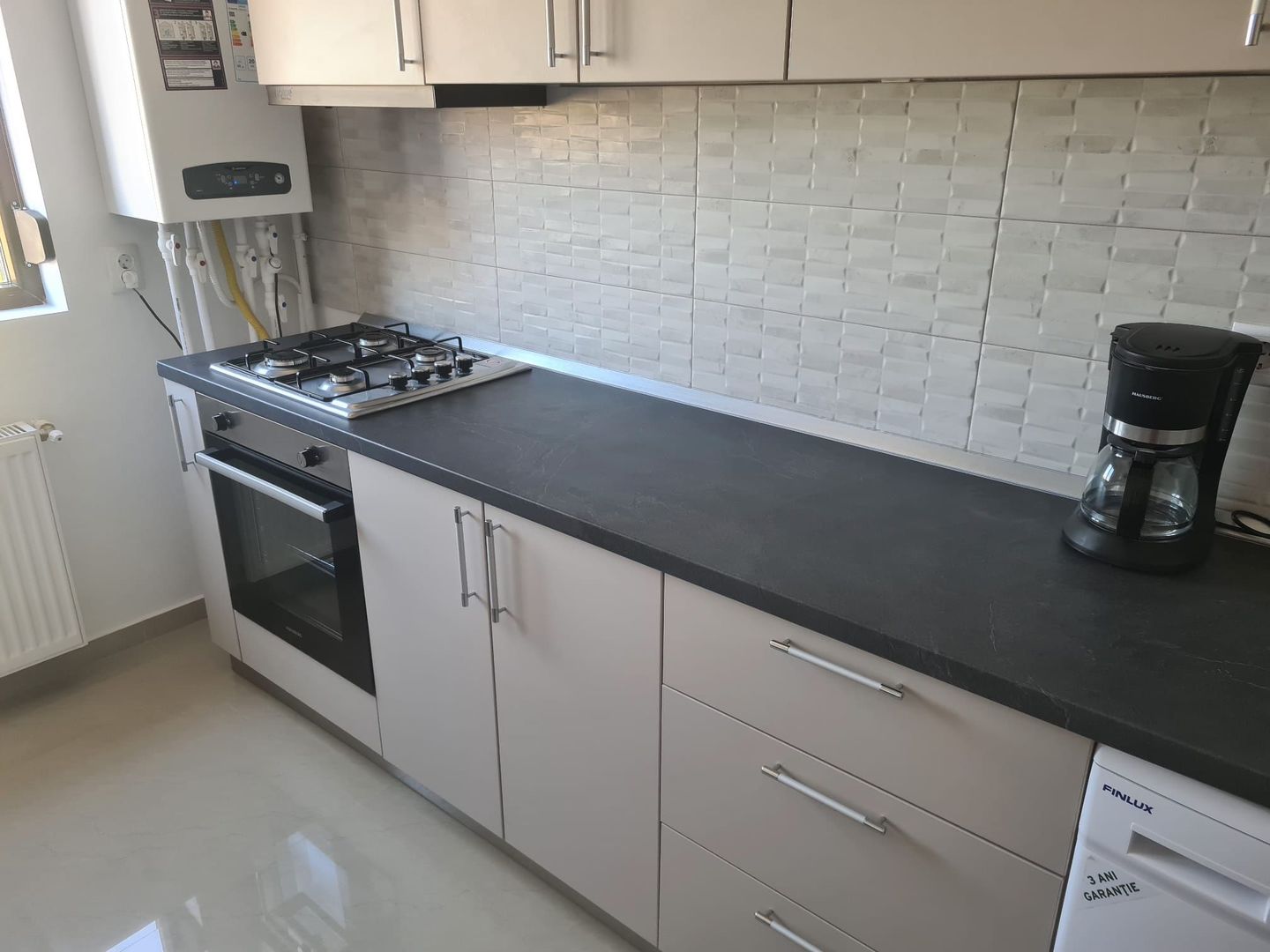 Garsoniera Militari Residence -Ilie Petre, parcare proprie, statii stb - Poză 1