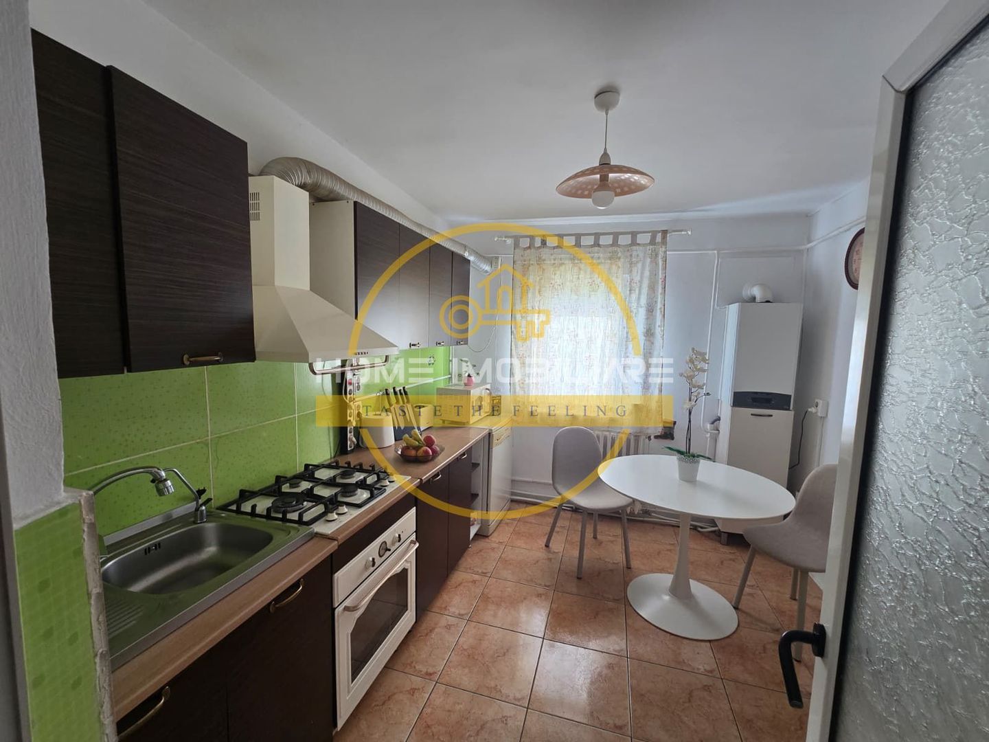 Apartament cu 3 camere de vânzare în Targu Cucu, Iasi - Poză 4