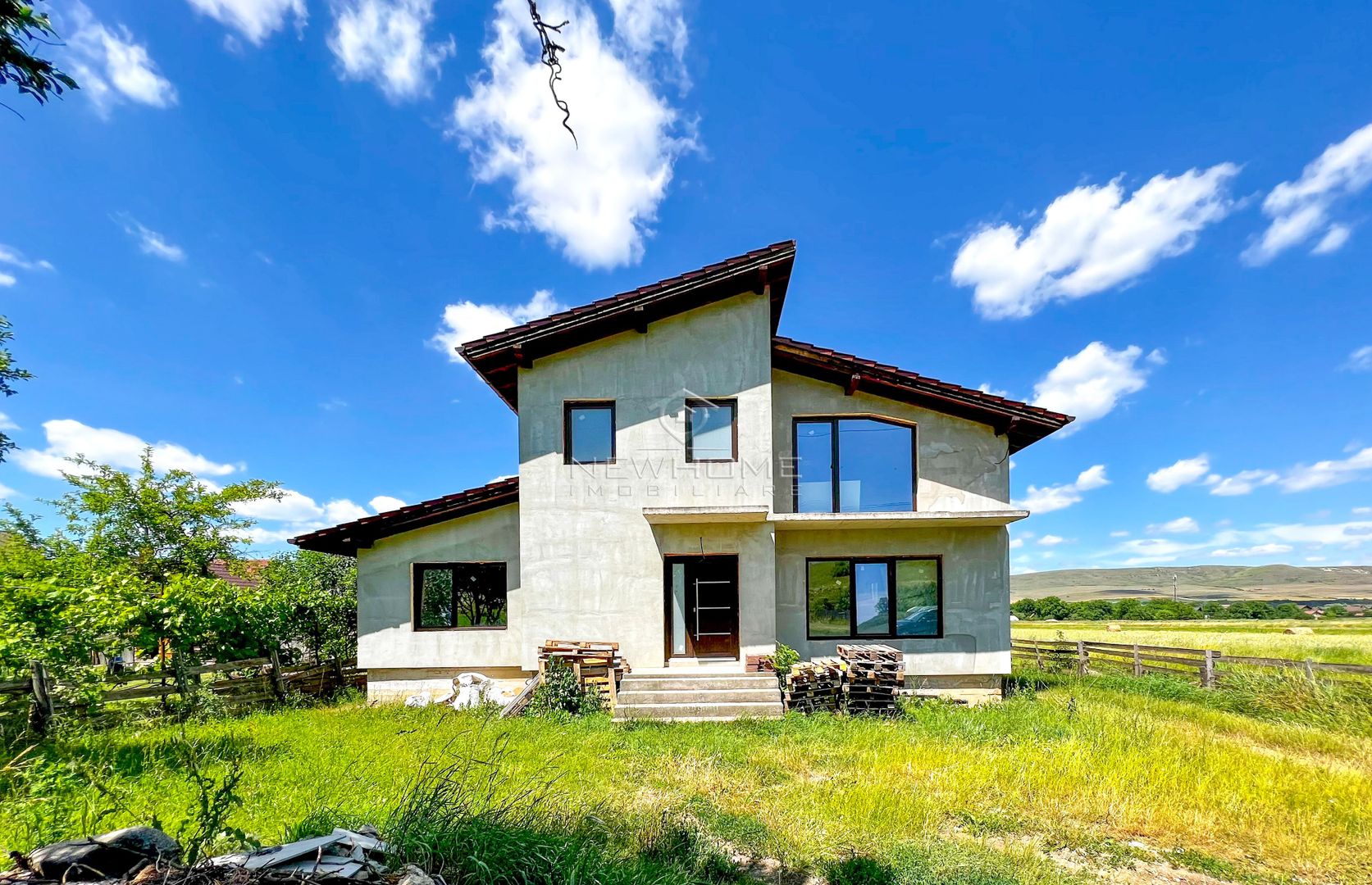 Casa indviduala cu teren generos,  COMISION % - Poză 1