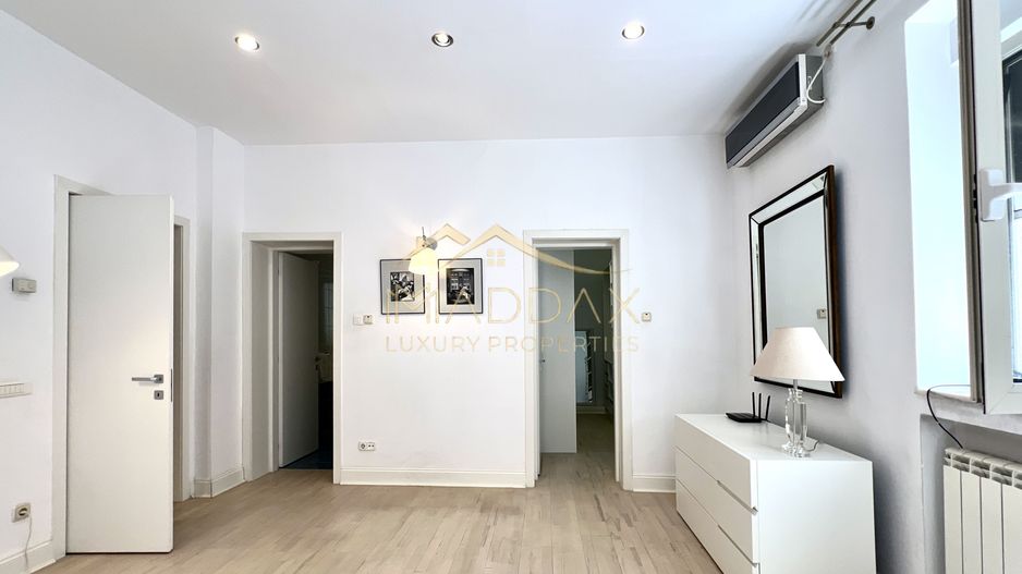 Apartament in Vila | Dorbanti - Capitale | De Vanzare | 1946 - Poză 5