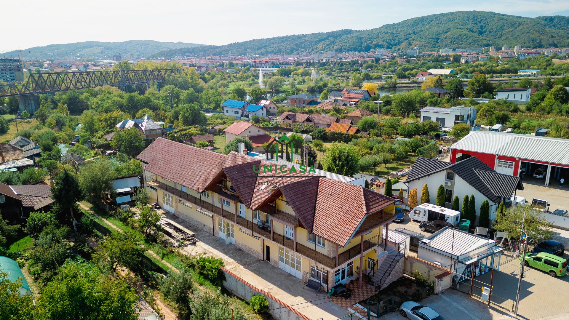 Spatiu comercial - Service Auto si Locuinte Rezidentiale - Poză 4