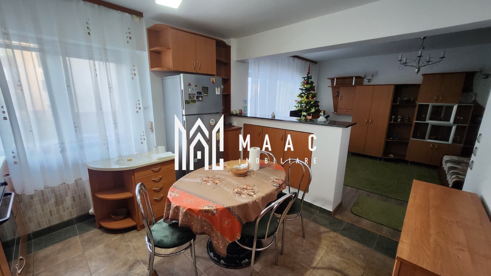Apartament 2 camere Hanul Haiducilor | Etaj 1 | Boxa - Poză 2