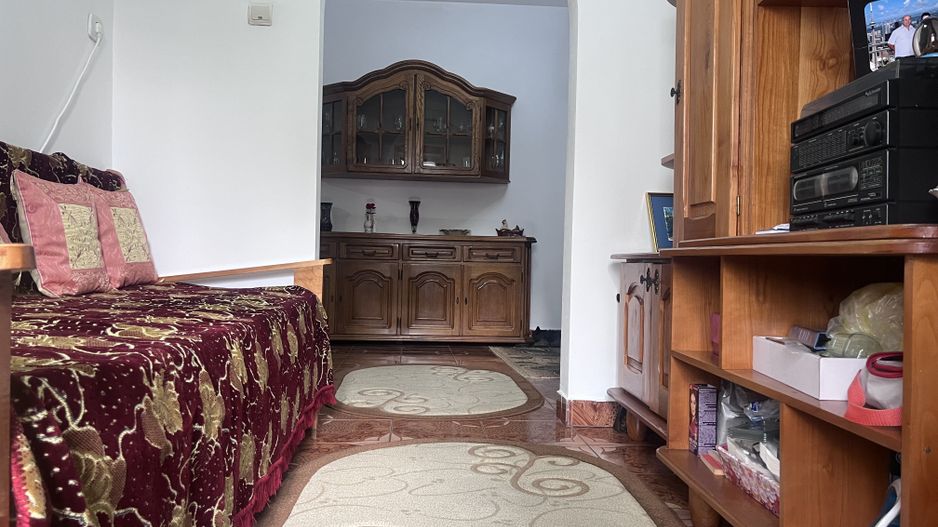 Parter!Vânzare apartament cu 3 camere - Târgoviște! - Poză 5
