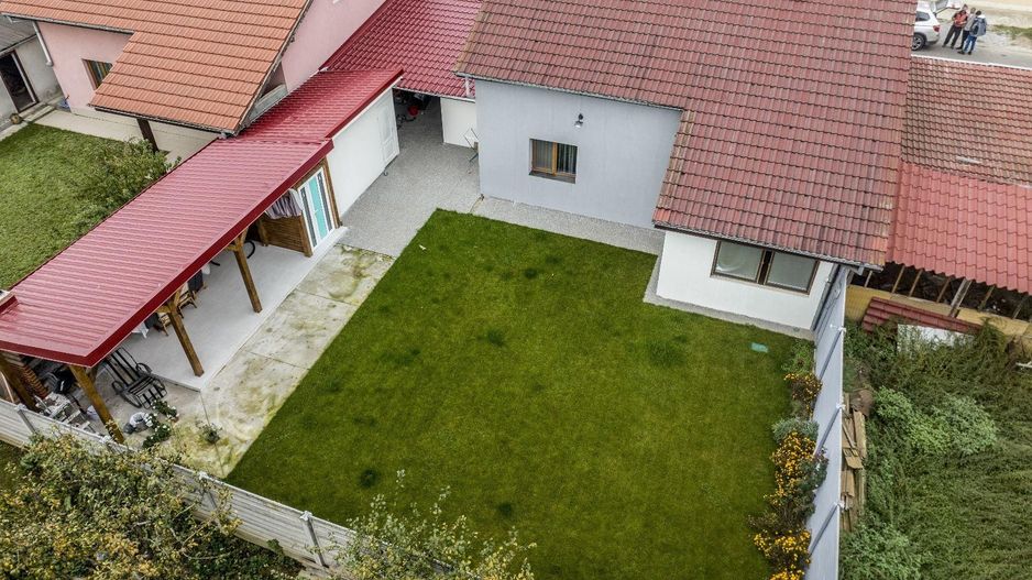 Casa in Nojorid cu 3 dormitoare 2 bai - Poză 12