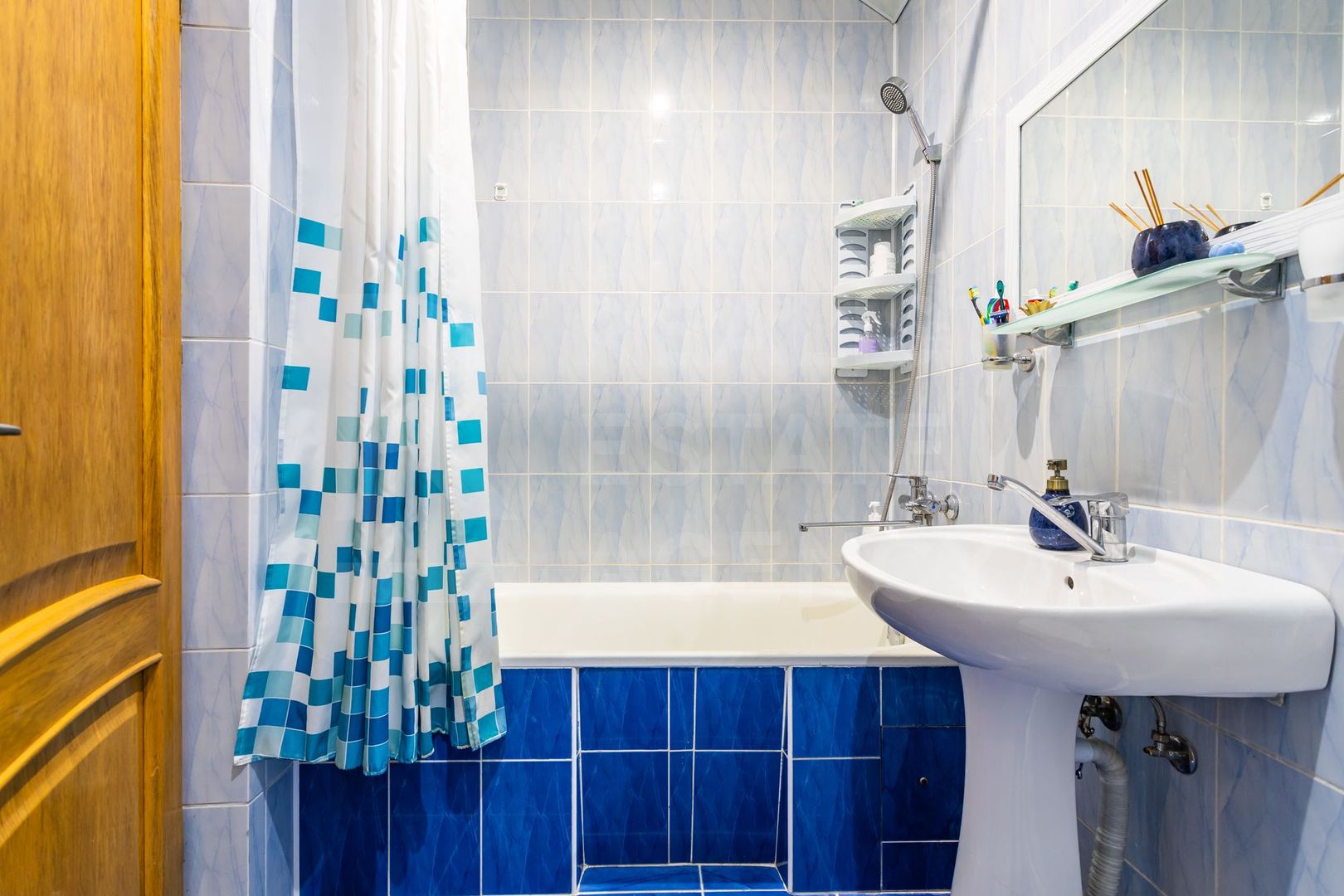 Vânzare, casă, 5 camere, str. Gura Văii, sect. Riscani - Poză 24