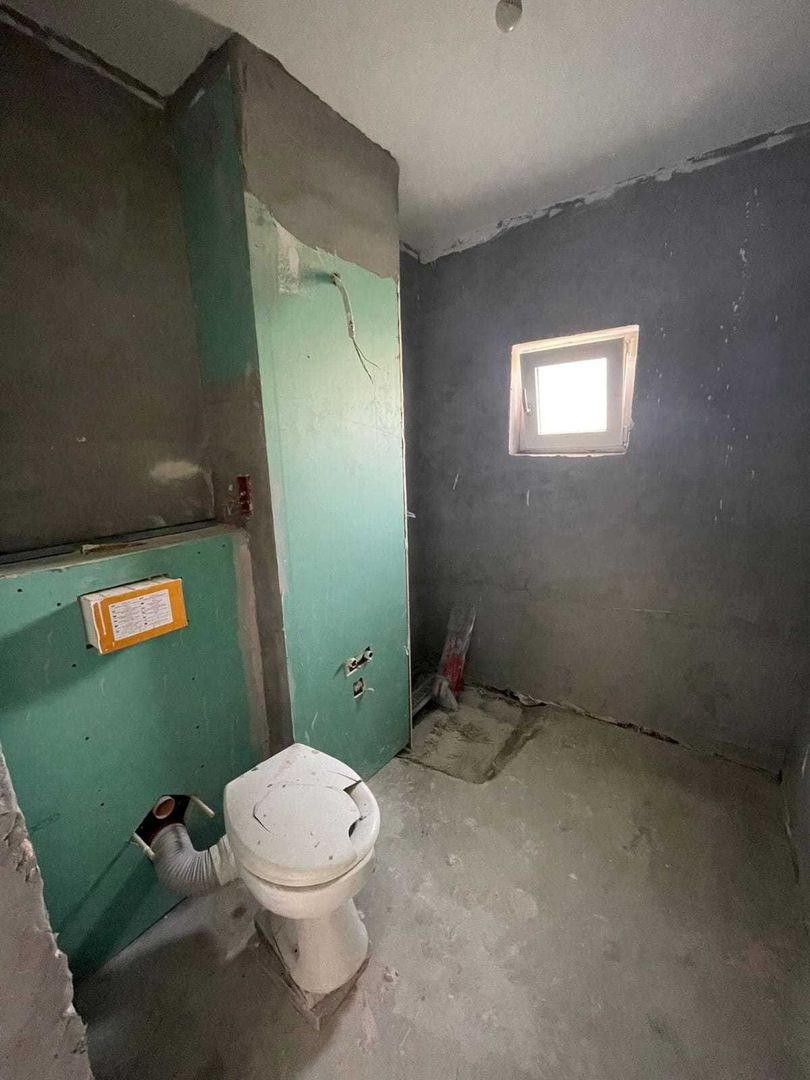 BRASADAS vinde ap 4 cam etaj 3/8 2 băi 2 balcoane Micro16. - Poză 4