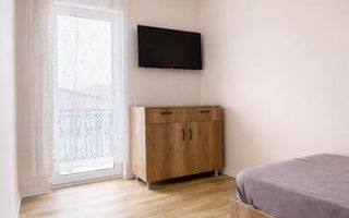 Apartament 3 camere Giroc cu terasa si 2 balcoane - Poză 6