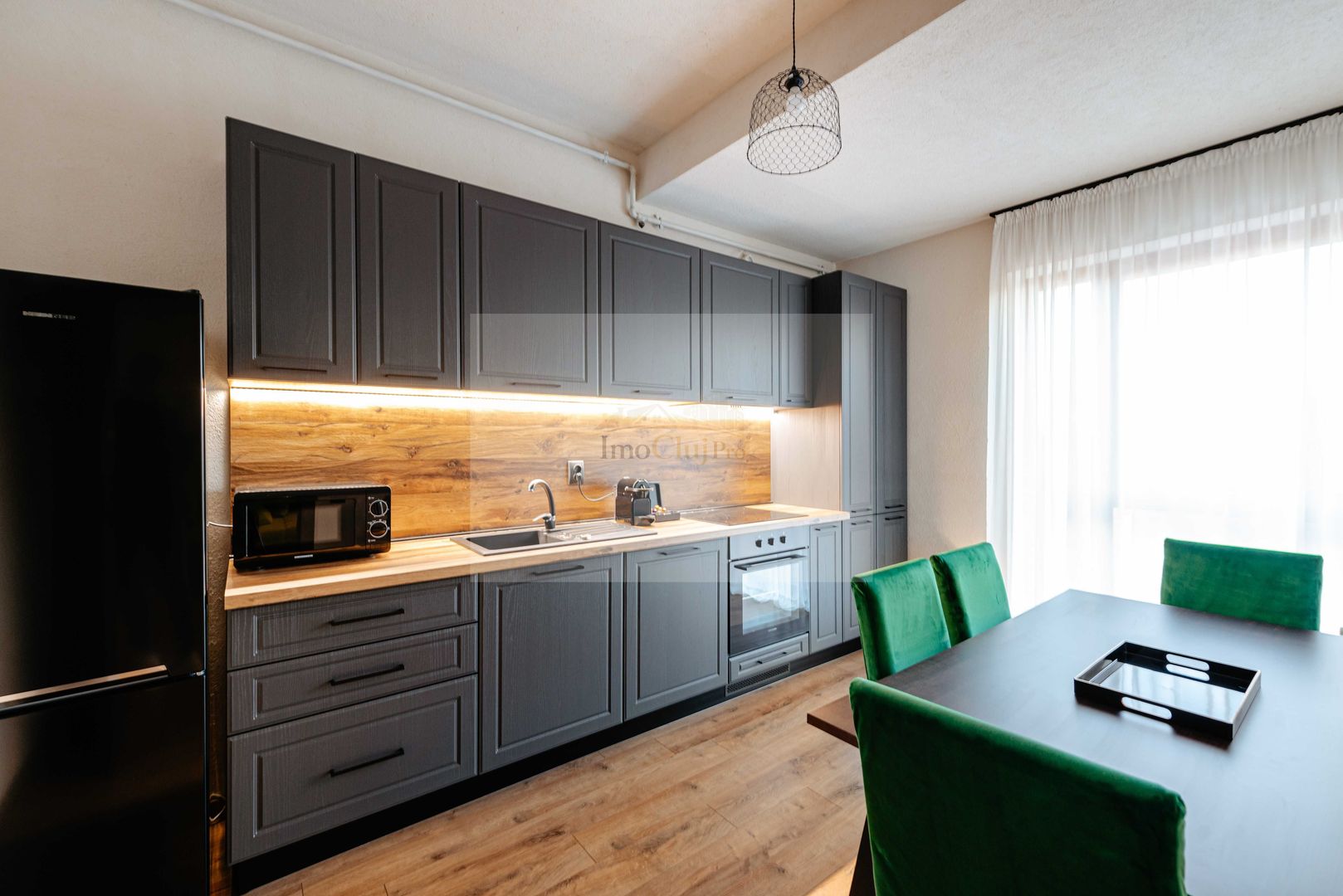 Apartamente premium cu 3 camere de închiriat in zona centrala - Poză 2