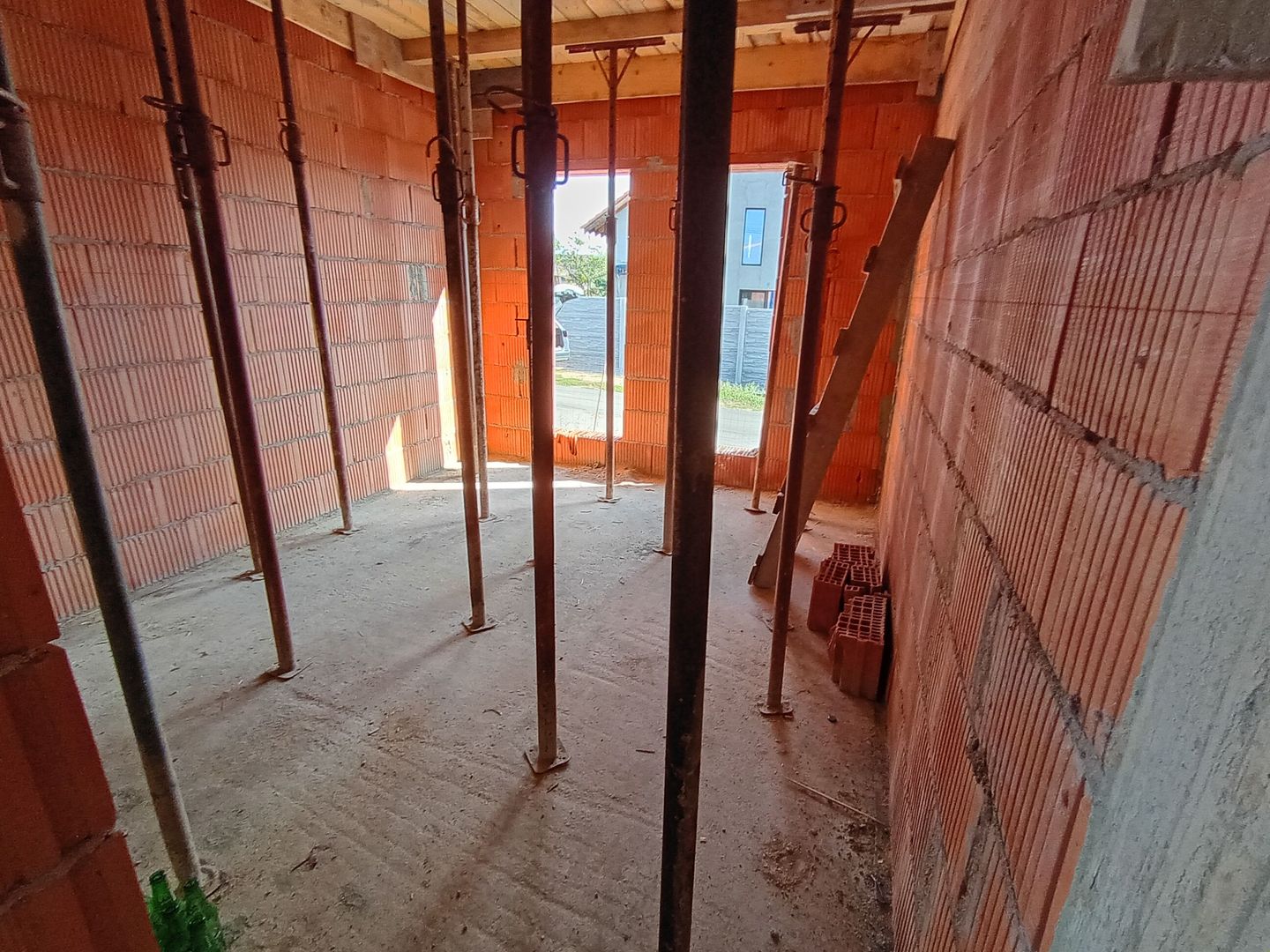 Sanandrei Casa Individuala Pe Parter, 3 Cam, Drum Asfaltat. Toate Utilitatiile - Poză 4