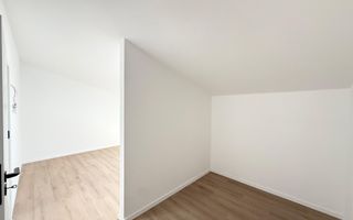 Ap pe 2 niveluri. 4 camere, 2 bai. 2 locuri de parcare. - Poză 15