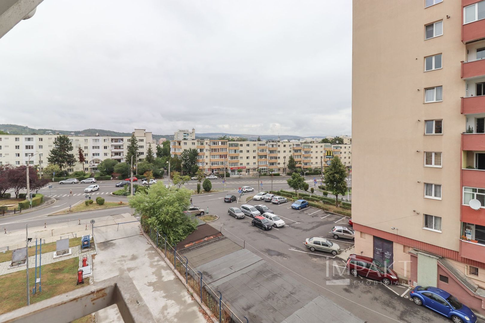 Apartament cu 4 camere, de inchiriat, situat in cartierul Manastur! - Poză 17