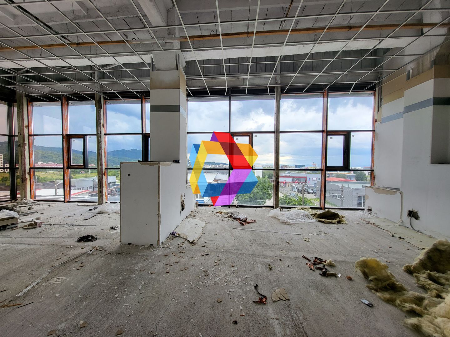 Spatiu de birouri la etaj 1 - 800 mp # Plus-imo.ro - Poză 2