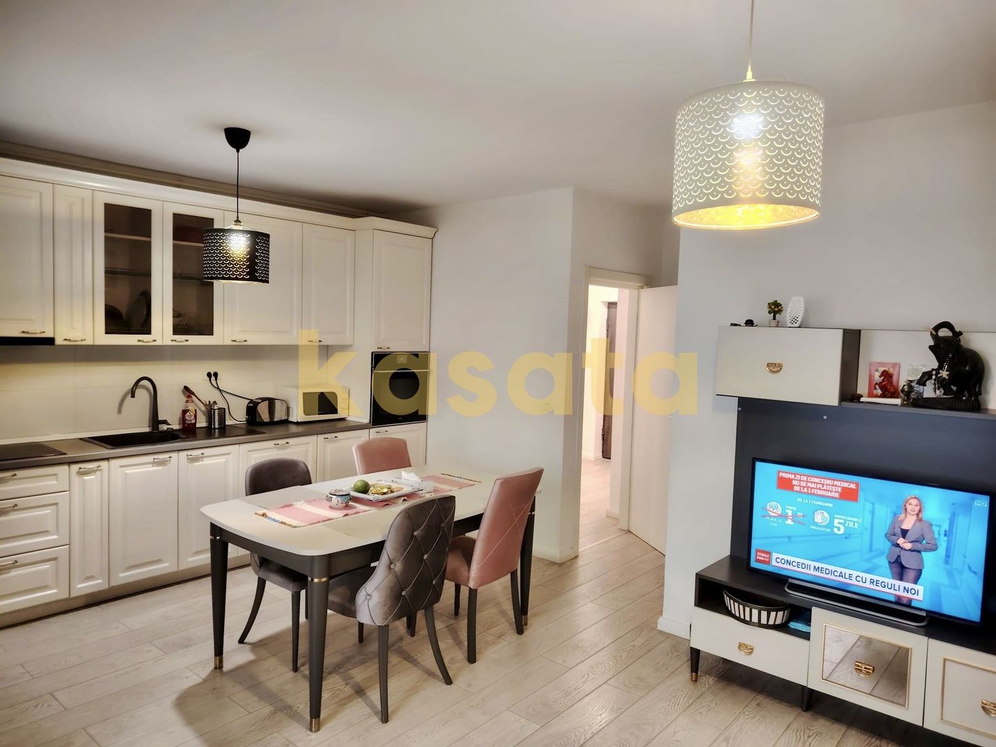 Apartament spațios cu 4 camere – ideal pentru familie | Casa Presei - Poză 3