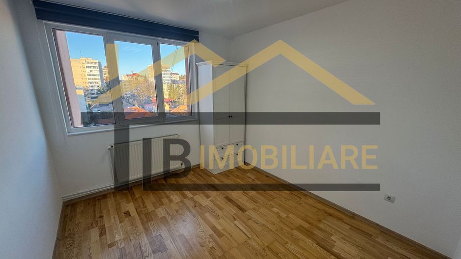 Apartament cu 3 camere, 65 mp, decomandat, zona Semicentral - Poză 5