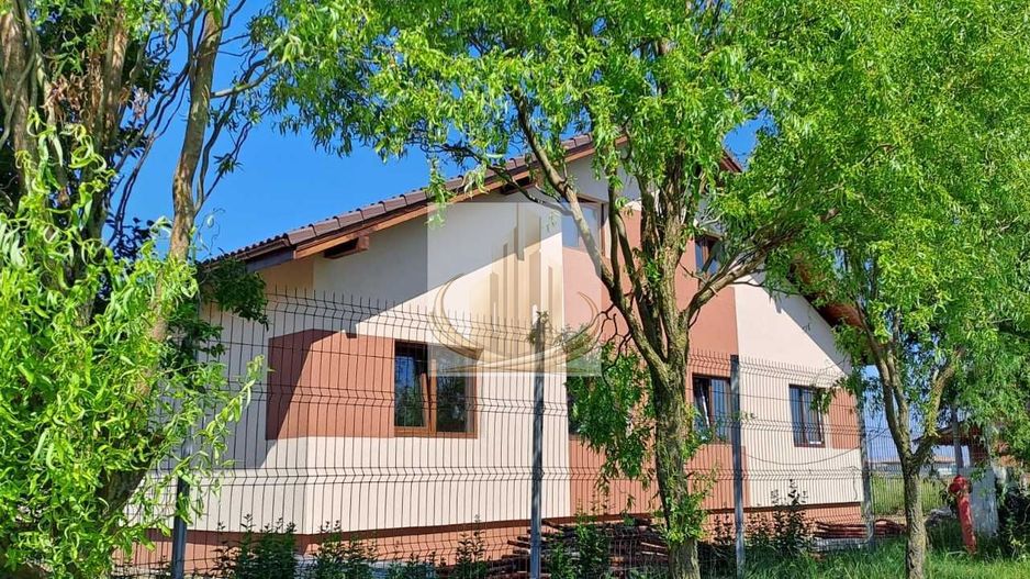 Duplex de vânzare Sacalaz | 110 mp utili | 3 Camere  | 360 Teren - Poză 8