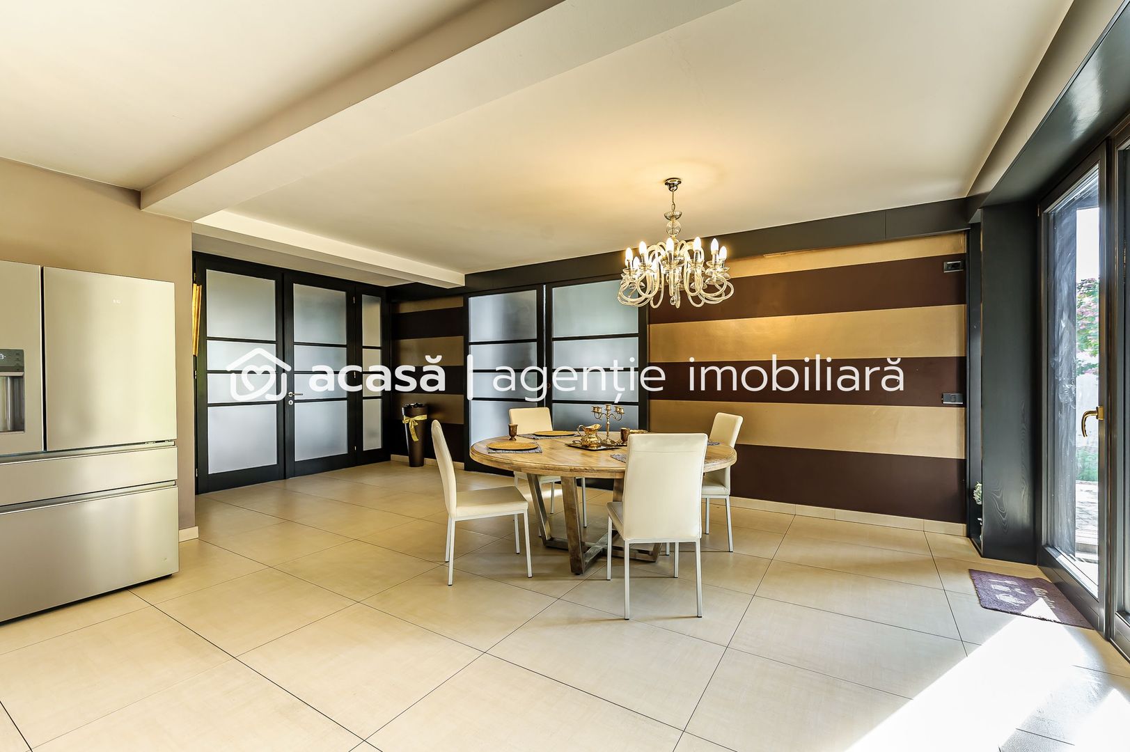 Vilă unică în Pârneava - Poză 5