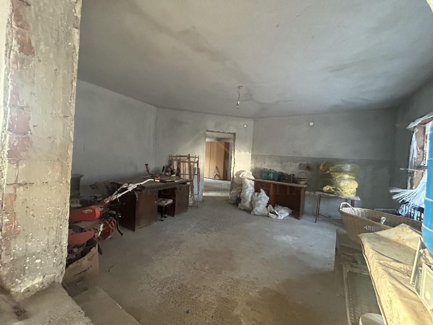 Proprietate multifuncțională cu potențial pentru investiții - Poză 10