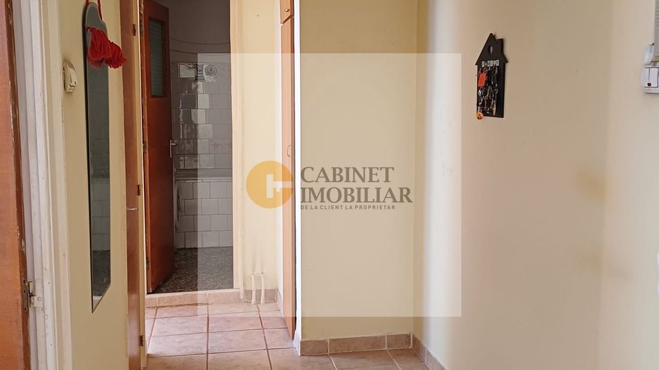 2 Camere - 50MP | Decomandat | 1983 | 5/8 | M Crangasi la 10 minute - Poză 7
