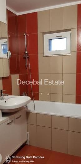 2 camere 1984 50 mp utili metrou Titan etaj 4 din 10 - Poză 7