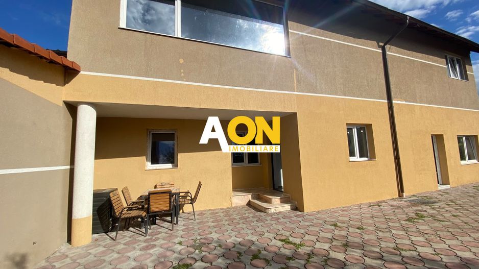 Casa Individuală 7 Camere, 2 Băi,  250 mp Utili - Poză 1