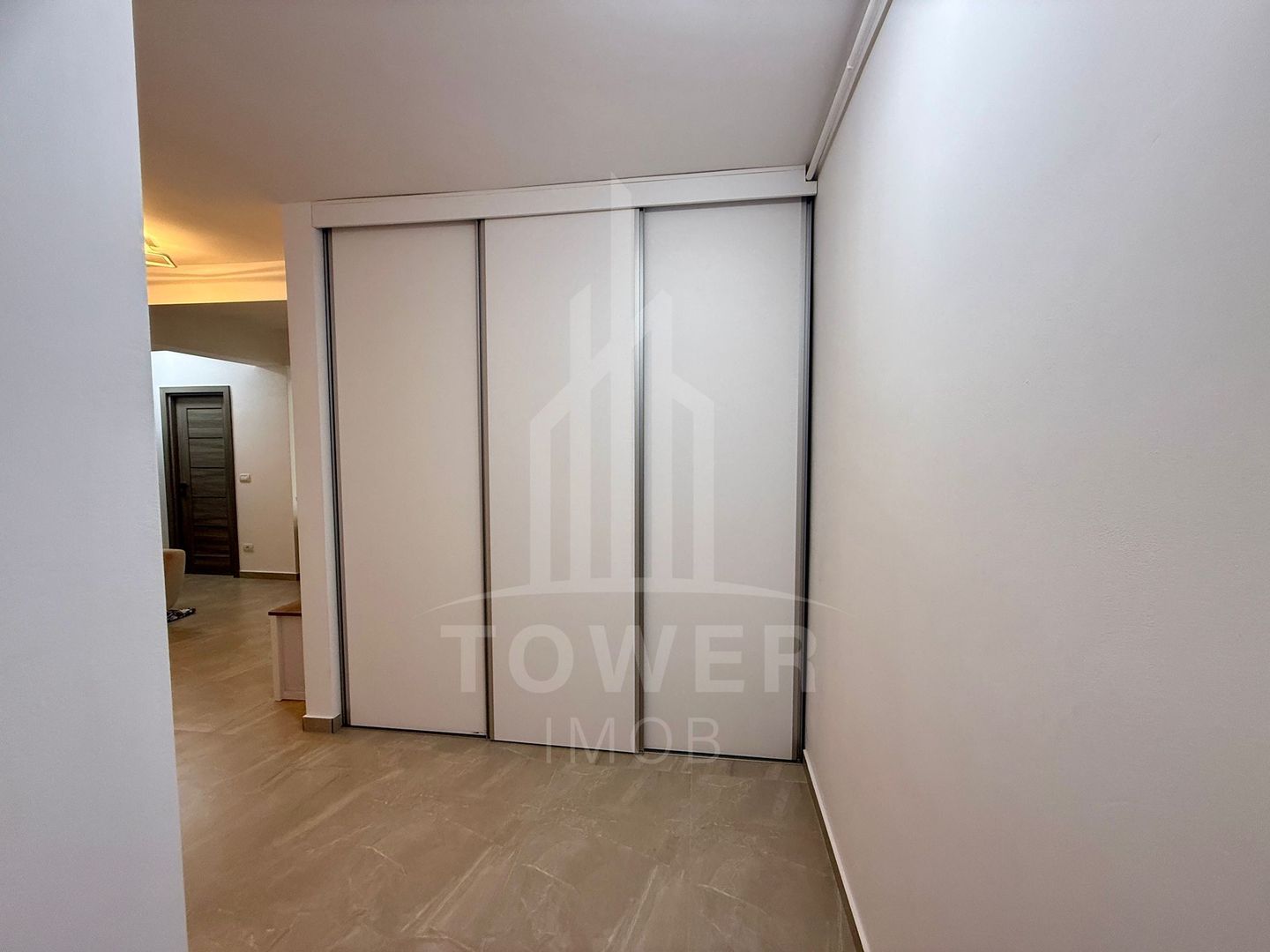 Apartament 3 camere | Prima închiriere | Parcare | Calea Șurii Mici - Poză 9