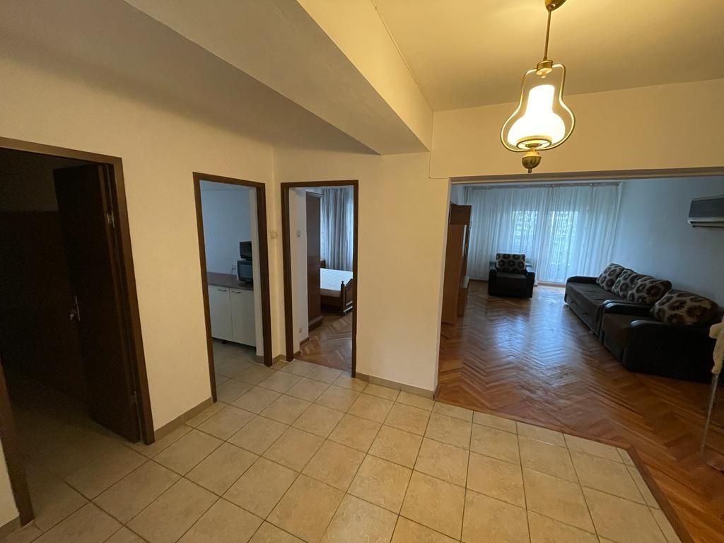 De Inchiriat Apartament 2 camere la 3 min de metrou  Unirii - Poză 3