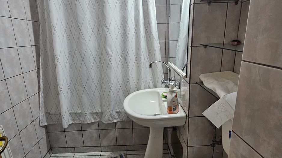 Apartament 3 camere, etaj 2, Zona Auchan Gavana - Poză 12