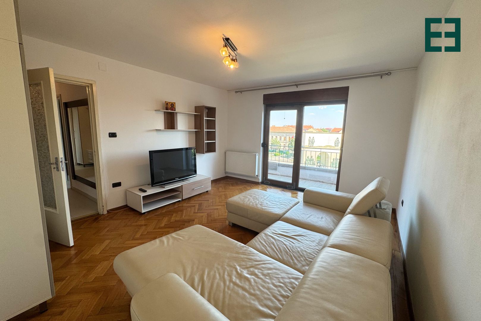 Apartament cu 2 camere zonă centrală - ARAD - Poză 2